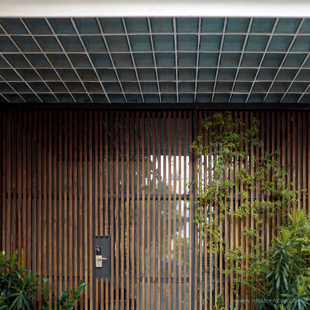 BKH — image 4