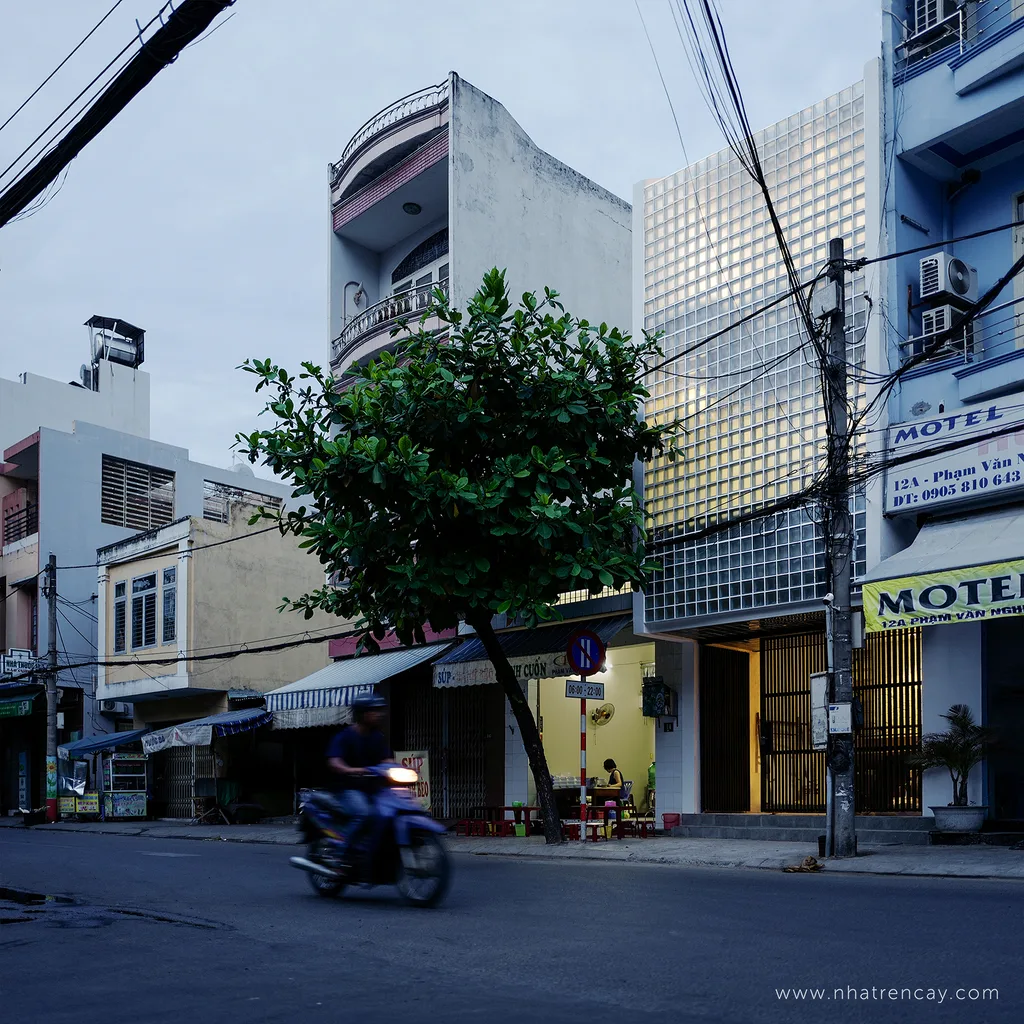 Mạnh mẽ lên, Đà Nẵng.