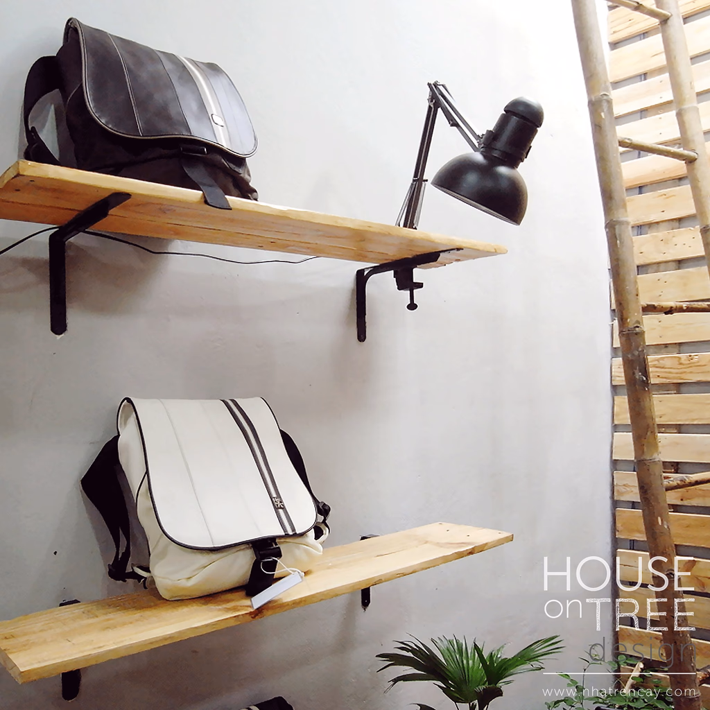 Crumpler Warehouse shop — image 4