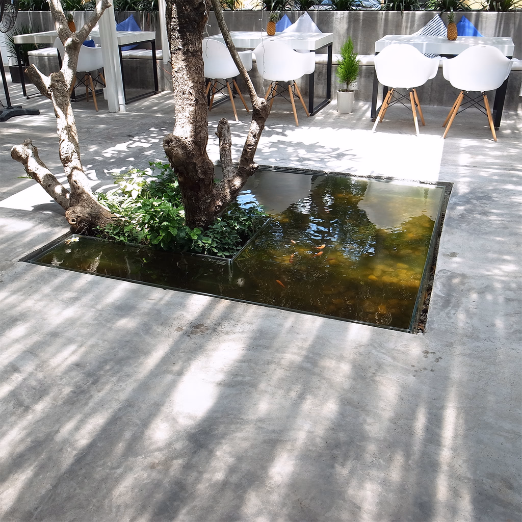 Le cafe de la mer — image 3