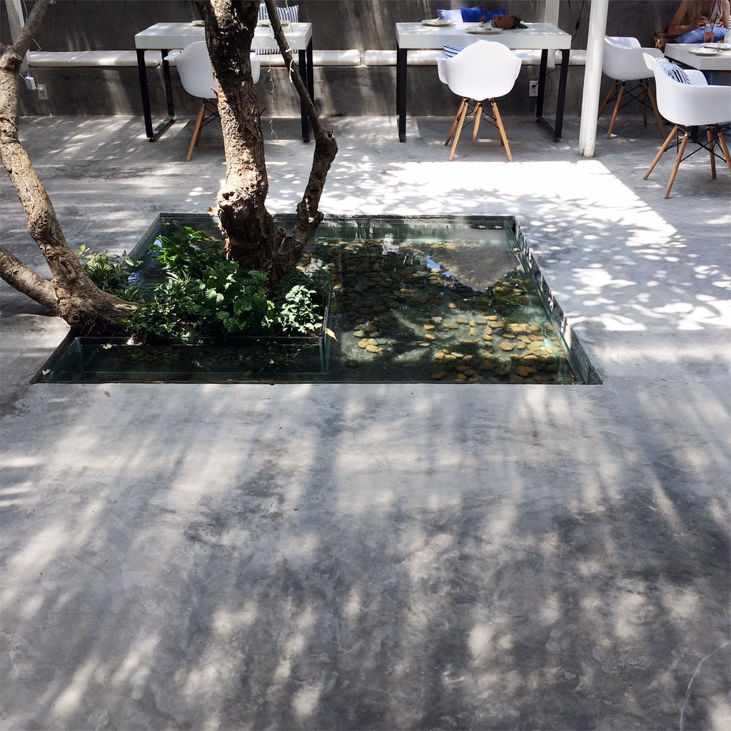 Le cafe de la mer — image 6