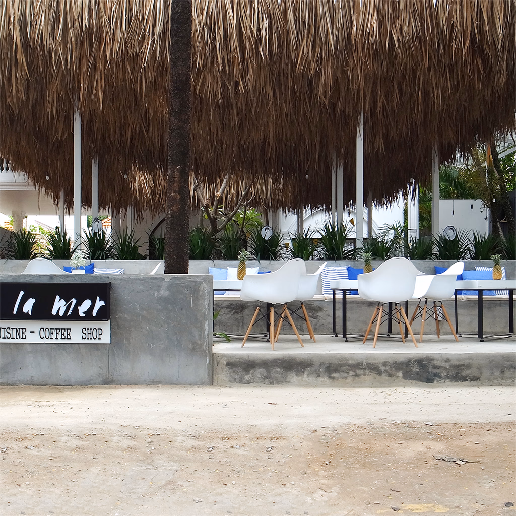 Le cafe de la mer