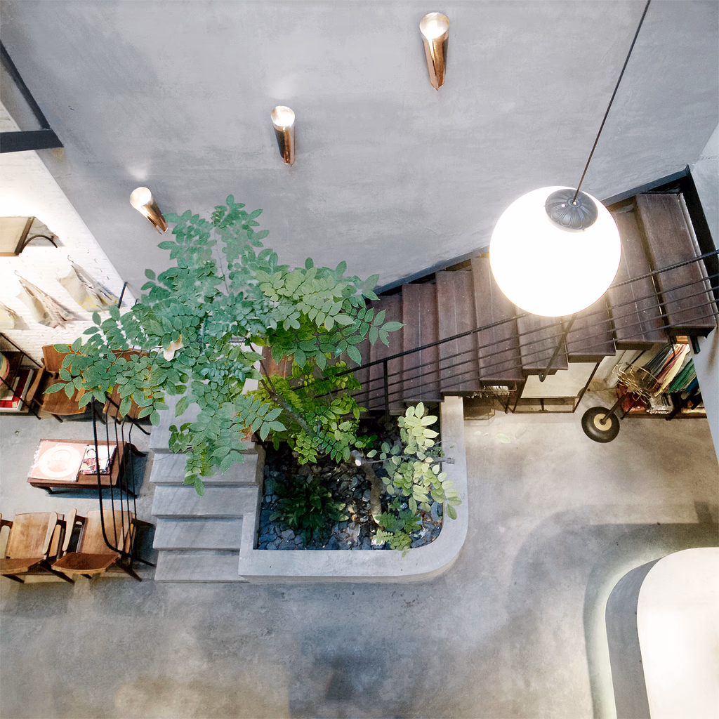 Saigon boutique — image 10