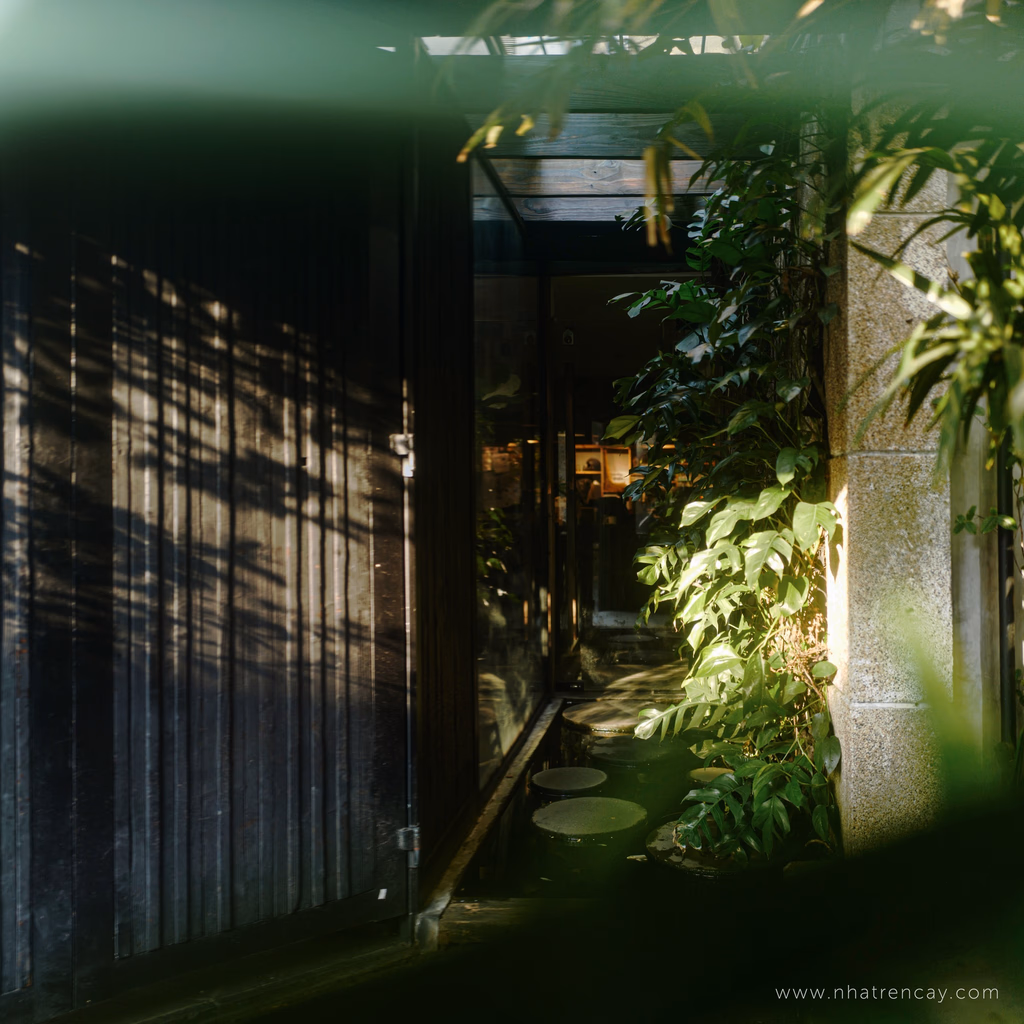 Saigon studio — image 3