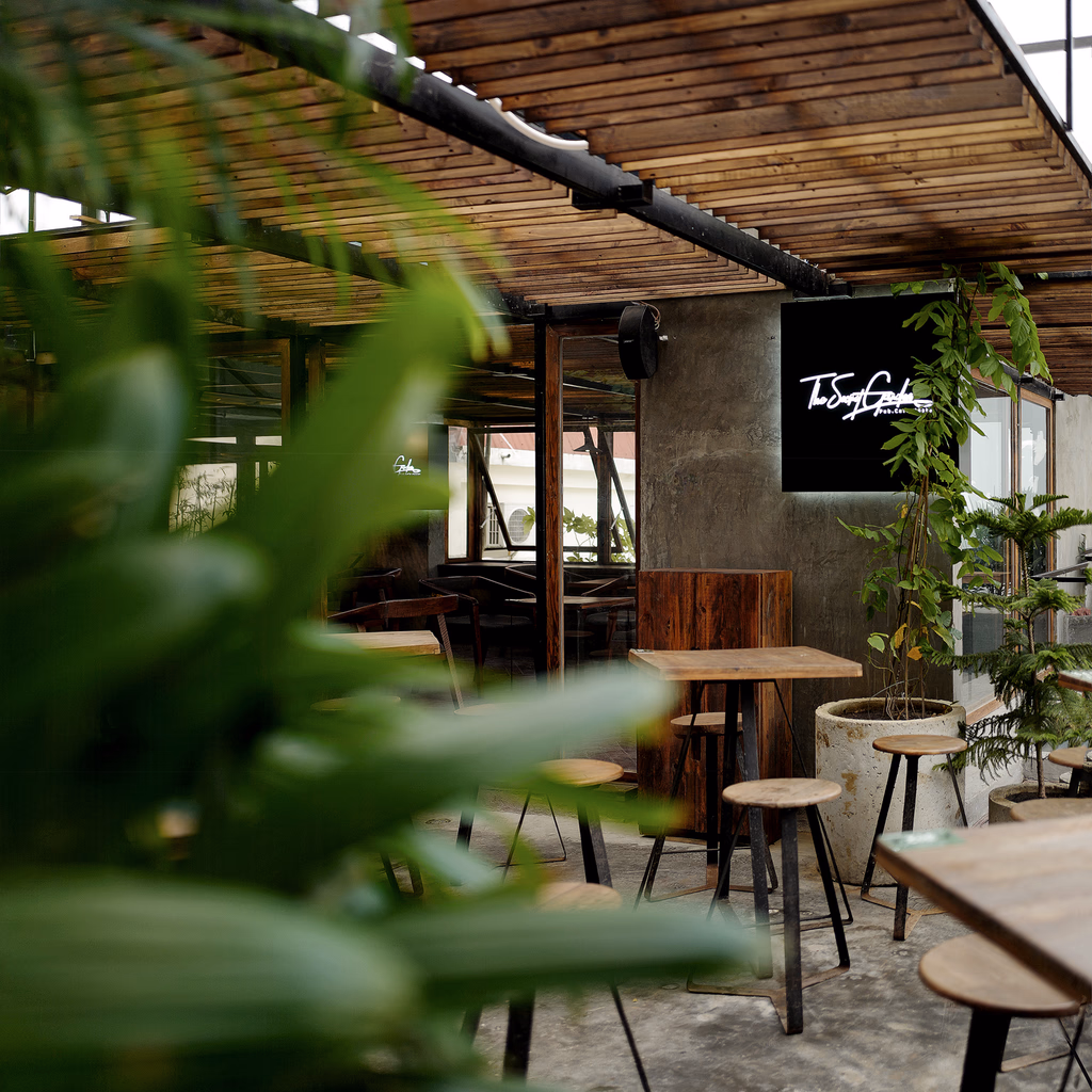 Secret Garden cafe & pub — image 5
